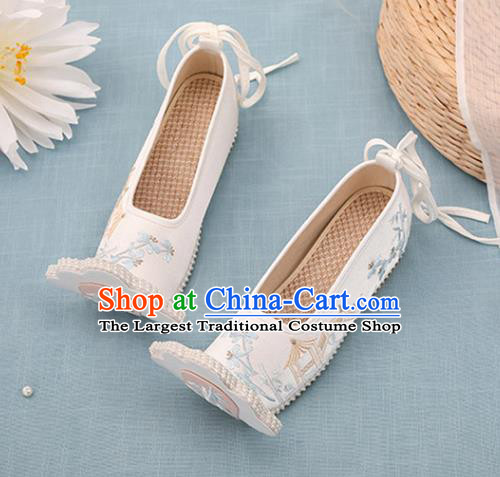 Chinese Ancient Court Women Beige Embroidered Shoes Princess Satin Shoes Handmade Palace Lady Shoes Embroidery Bamboo Bridge Shoes