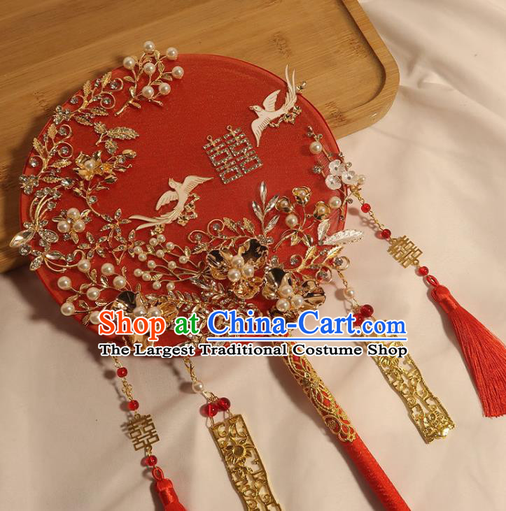 China Traditional Wedding Crystal Leaf Circular Fan Classical Dance Silk Fan Handmade Bride Red Palace Fan