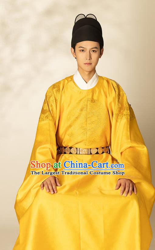 China Ancient Emperor Golden Imperial Robe Traditional Ming Dynasty Majesty Monarch Historical Clothing for Men