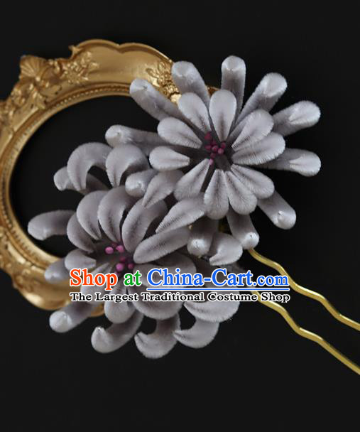 Handmade China Traditional Hanfu Flowers Hair Accessories Ancient Grey Velvet Chrysanthemum Hairpin