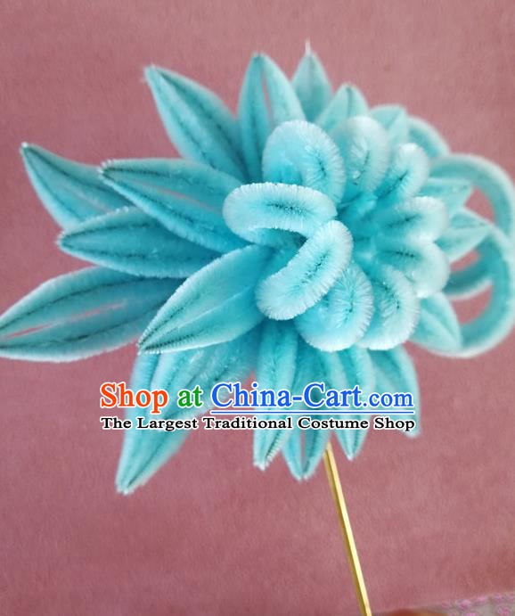 China Traditional Ancient Imperial Consort Hair Stick Classical Hanfu Blue Velvet Chrysanthemum Hairpin