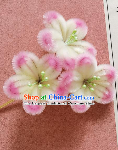 China Handmade Pink Velvet Flowers Hair Stick Traditional Hanfu Hair Accessories Classical Cheongsam Plum Blossom Hairpin