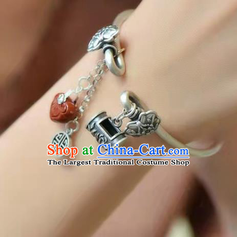 China Handmade Silver Lock Bracelet Traditional Jewelry Accessories National Agate Tassel Bangle