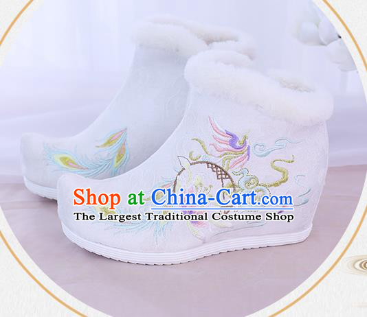 China Embroidered White Boots National Winter Shoes Traditional Handmade Shoes