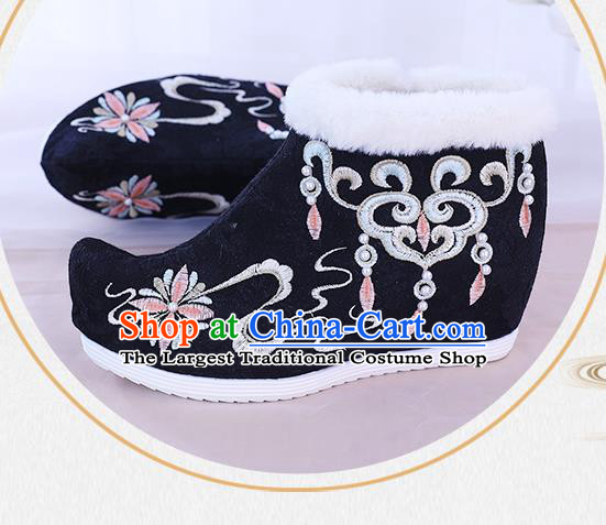 China Traditional New Year Shoes Embroidered Black Boots National Winter Ankle Boots