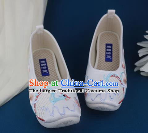 China Traditional Ming Dynasty Shoes Classical Dance Shoes Embroidered White Shoes