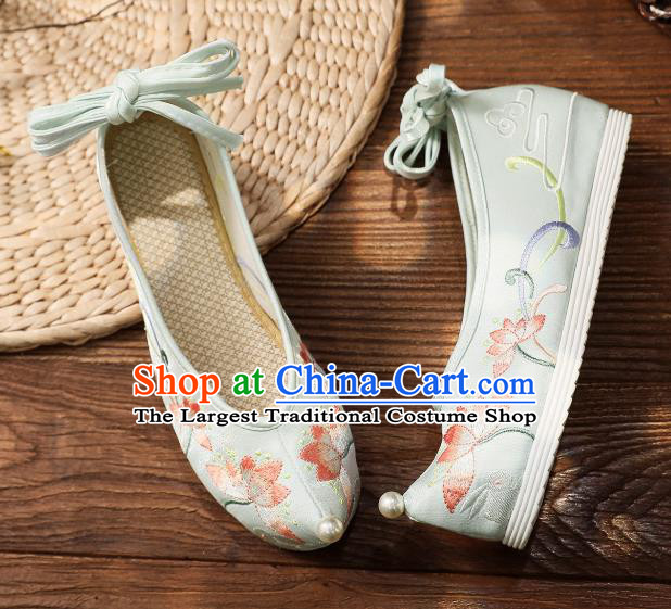 China National Shoes Traditional Light Blue Cloth Shoes Embroidered Shoes Handmade Hanfu Shoes