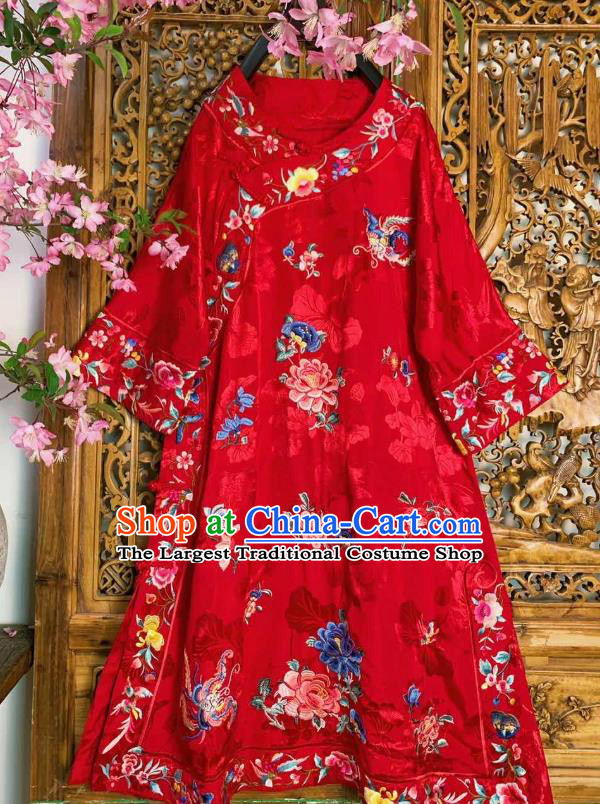 Chinese Traditional Embroidered Peony Butterfly Cheongsam National Wedding Clothing Red Silk Qipao Dress