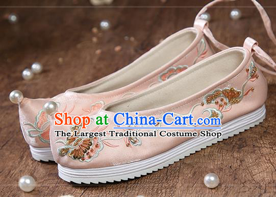 China Ancient Ming Dynasty Princess Shoes Traditional Hanfu Pink Satin Shoes Embroidered Sequins Butterfly Shoes