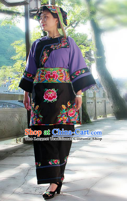 Chinese Miao Nationality Women Clothing Xiangxi Ethnic Costumes and Headwear