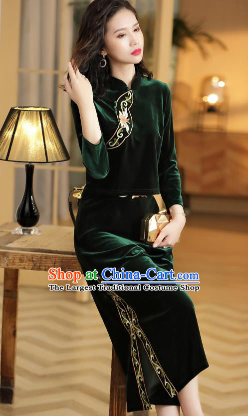 Chinese National Classical Embroidered Green Velvet Blouse and Skirt Traditional Women Tang Suit Clothing