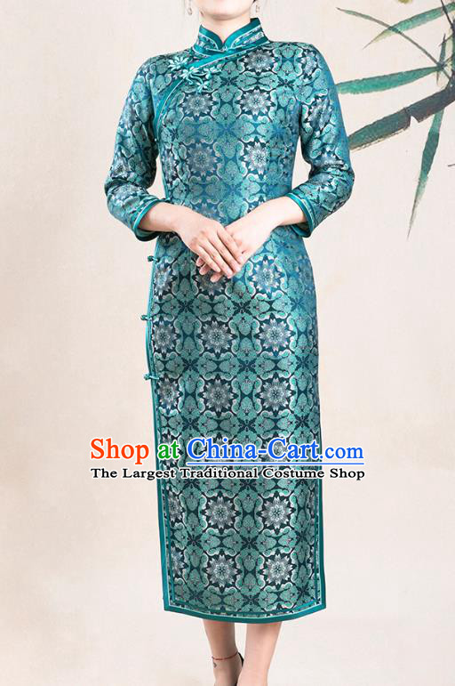 Asian Chinese Classical Elderly Woman Silk Cheongsam Costume Traditional Bride Mother Green Brocade Qipao Dress