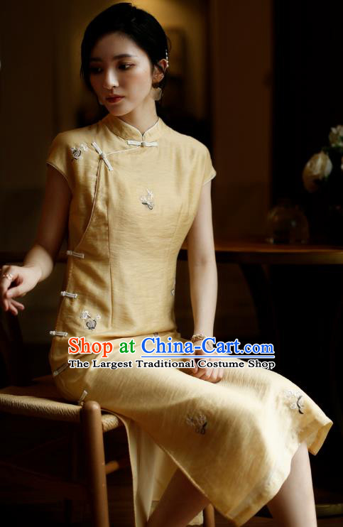 China Classical Young Lady Cheongsam Costume Traditional Embroidered Yellow Organdy Qipao Dress