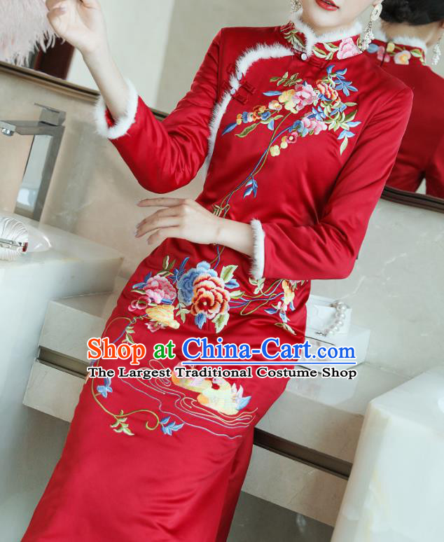 Chinese Traditional Wedding Embroidered Red Qipao Dress Tang Suit Cheongsam Bride Costume