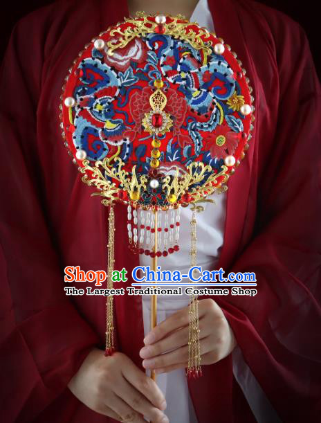 China Classical Pearls Tassel Circular Fan Traditional Wedding Fan Handmade Embroidered Red Palace Fan