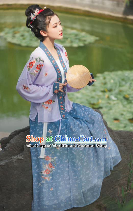 China Traditional Song Dynasty Noble Woman Historical Clothing Ancient Imperial Concubine Embroidered Costumes