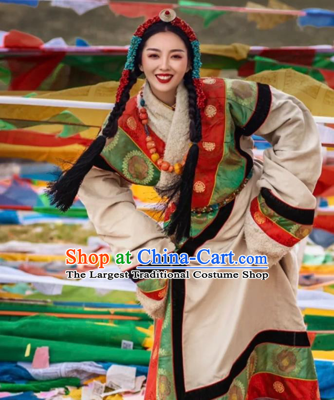 China Zang Nationality Folk Dance Suede Fabric Robe Traditional Xizang Tibetan Minority Woman Wedding Clothing