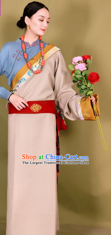 China Zang Nationality Heishui Dance Clothing Traditional Xizang Minority Apricot Bola Tibetan Robe Clothing