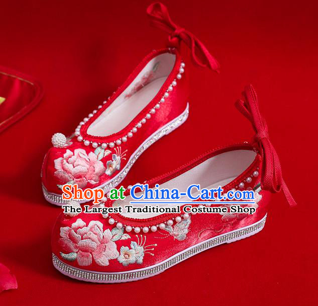 China Traditional Wedding Pearls Shoes National Embroidered Peony Shoes Handmade Red Satin Shoes