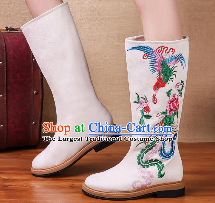 China Traditional Embroidered Phoenix Peony Shoes National Winter White Cloth Boots