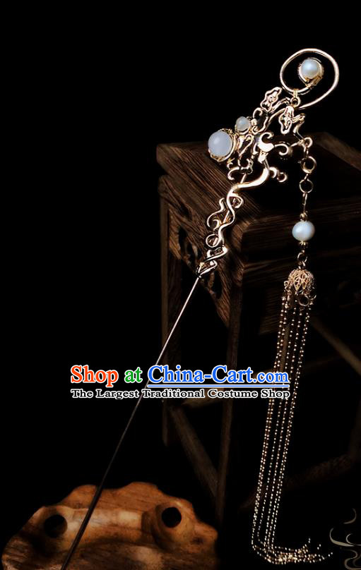 China Ancient Princess Golden Tassel Hairpin Handmade Traditional Ming Dynasty Court Lady Hair Stick