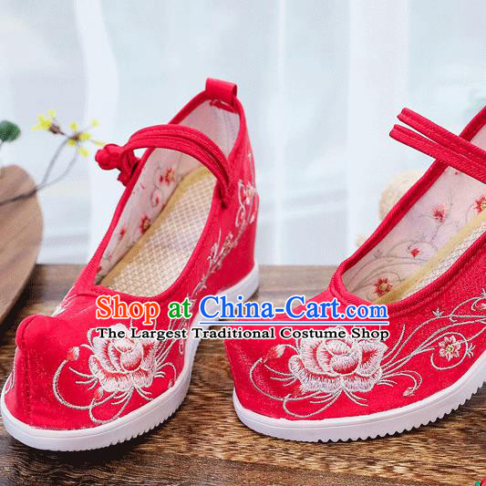 China National Bride Red Cloth Shoes Traditional Wedding Wedge Shoes Embroidered Peony Shoes