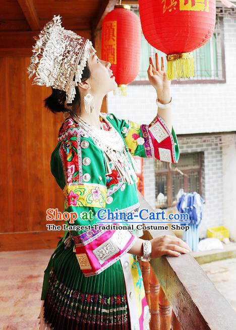 China Guizhou Minority Folk Dance Green Outfits Ethnic Stage Performance Dress Miao Nationality Clothing and Hat