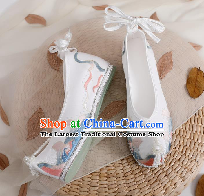 Chinese Ancient Princess Embroidered White Satin Shoes Traditional Ming Dynasty Pearls Shoes Hanfu Shoes