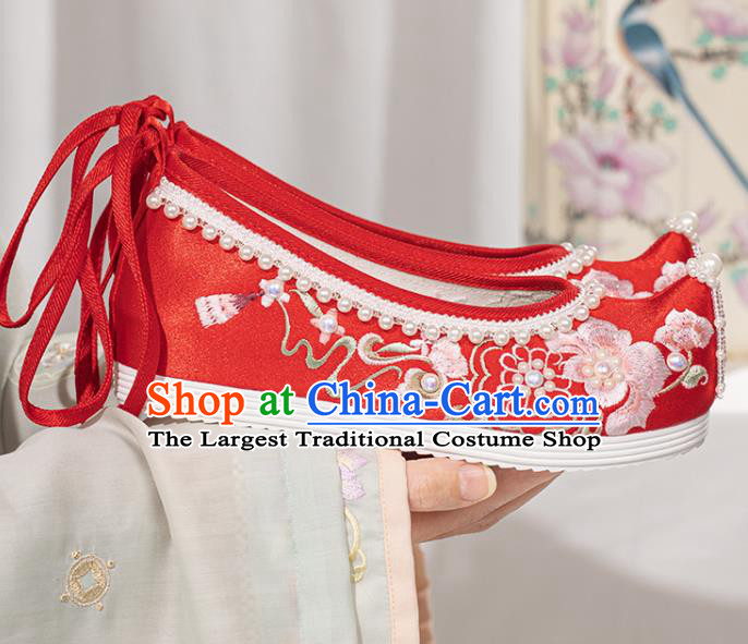 China Traditional Ming Dynasty Wedding Pearls Shoes Ancient Princess Shoes Handmade Red Satin Hanfu Shoes