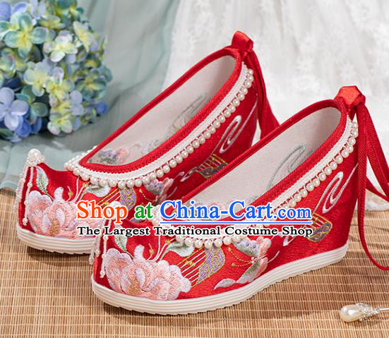 Chinese National Wedding Red Embroidered Shoes Traditional Pearls Tassel Shoes Classical Wedge Heel Shoes