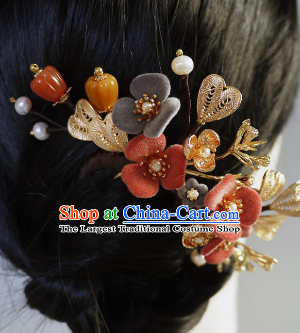 Chinese Ancient Young Beauty Pearls Hairpin Traditional Song Dynasty Princess Flowers Hair Comb