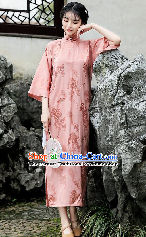 Republic of China National Young Woman Wide Sleeve Cheongsam Traditional Grape Pattern Pink Silk Qipao Dress