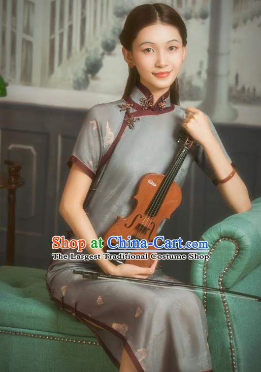 China Classical Old Shanghai Cheongsam Traditional Minguo Young Lady Grey Silk Qipao Dress