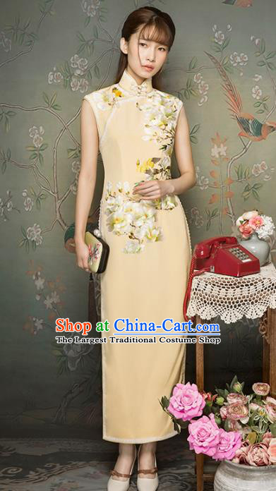 China Classical Apricot Silk Cheongsam Traditional Minguo Young Lady Suzhou Embroidered Mangnolia Qipao Dress