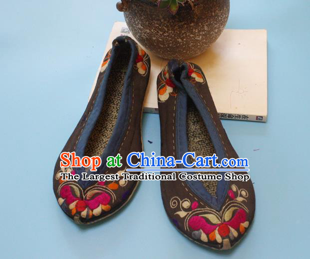 Chinese Folk Dance Brown Shoes Traditional Yi Nationality Embroidered Butterfly Shoes Handmade Strong Cloth Soles Shoes