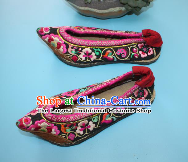 Chinese Yunnan Folk Dance Shoes Traditional Black Full Embroidered Shoes Handmade Bai Nationality Woman Shoes