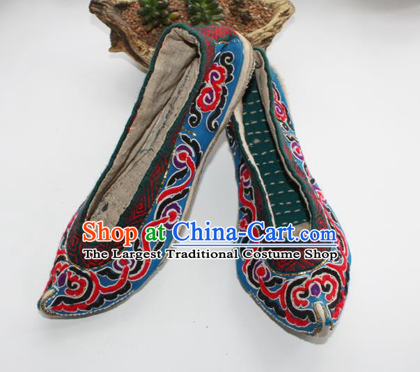 Chinese Yunnan Ethnic Female Blue Shoes Handmade Strong Cloth Soles Shoes Shui Nationality Full Embroidered Shoes