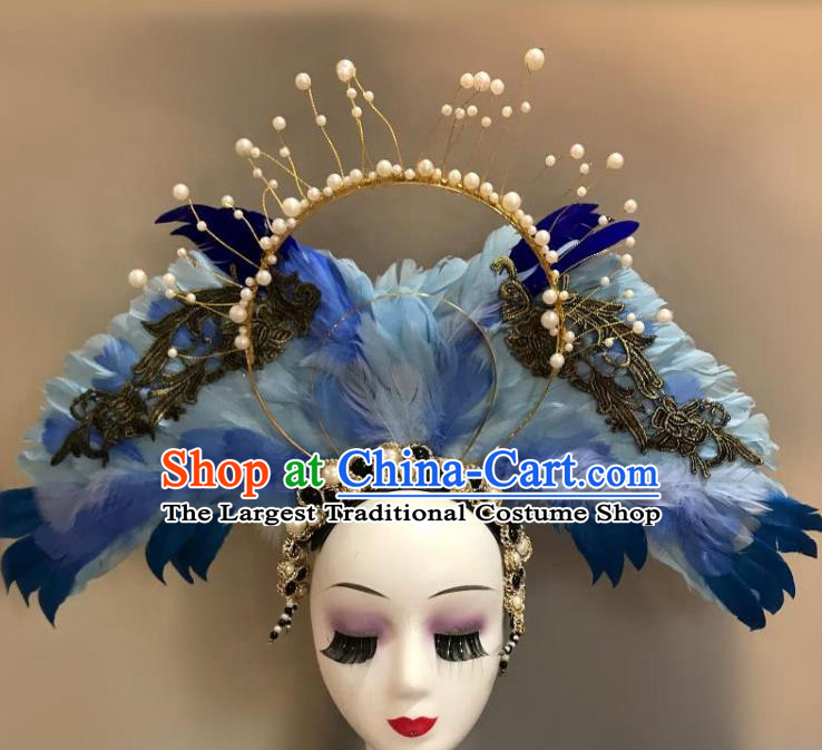 Top Halloween Catwalks Blue Feather Royal Crown Carnival Parade Giant Wings Headdress Baroque Goddess Pearls Hair Clasp Cosplay Princess Hair Accessories