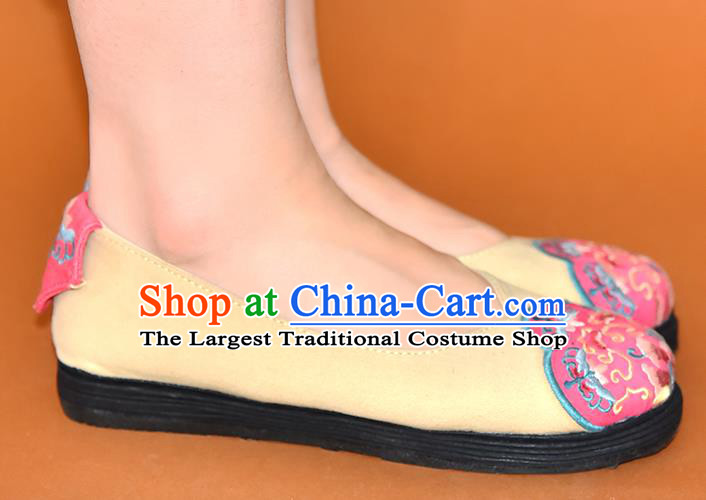 China Handmade Cloth Shoes Woman Beige Canvas Shoes National Folk Dance Shoes Embroidered Shoes