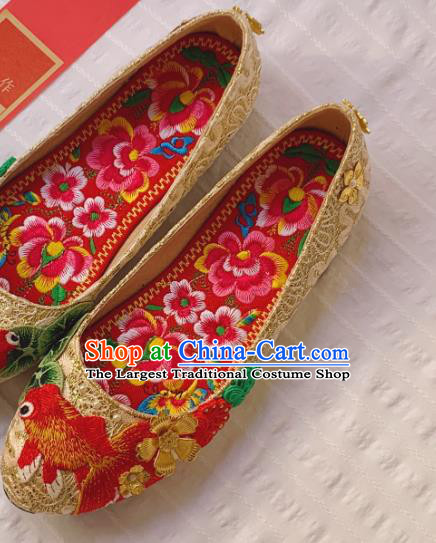 China Xiuhe Suit Shoes Wedding Golden Lace Shoes Embroidered Goldfish Shoes Handmade Bride Shoes