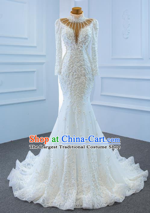 Custom Vintage Formal Garment Bride Embroidery Pearls Full Dress Catwalks Princess Costume Ceremony Compere Clothing Luxury Backless Wedding Dress