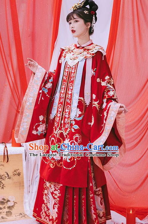 China Ancient Royal Princess Garment Costumes Ming Dynasty Young Woman Historical Clothing Traditional Embroidered Wedding Red Hanfu Dress Apparels