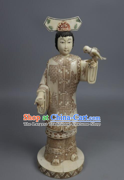 Chinese Qing Dynasty Palace Lady Statue Handmade Ox Bone Handicraft Sculpture