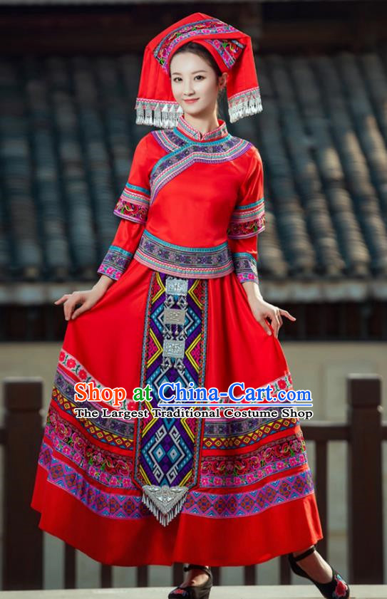 March Three Zhuang Traditional Costume Adult Guangxi Minority Costume Female Festival Performance Dance Costume