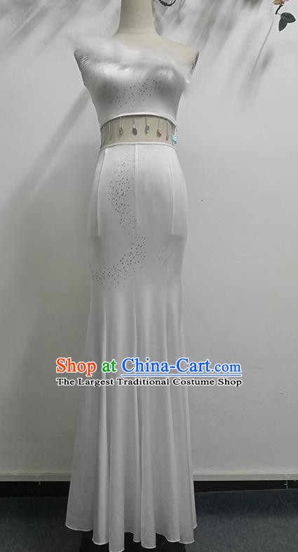 Taoli Cup Repertoire Yuebird Performance Costume Peacock Dance White Fishtail Skirt Bag Hip Art Test Female Dai Dance Costume