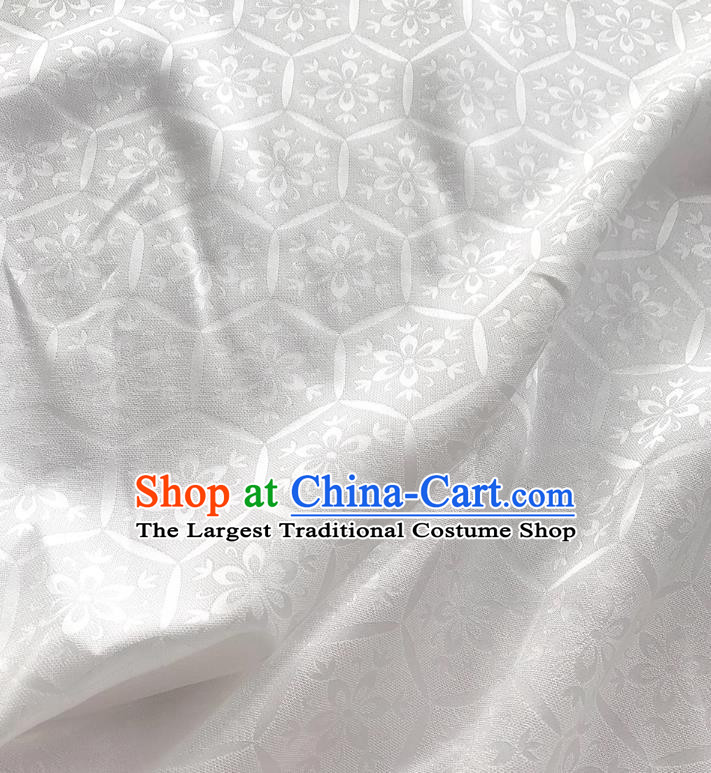 White China Traditional Tortoiseshell Pattern Fabric Cheongsam Cloth Jacquard Damask Classical Mulberry Silk