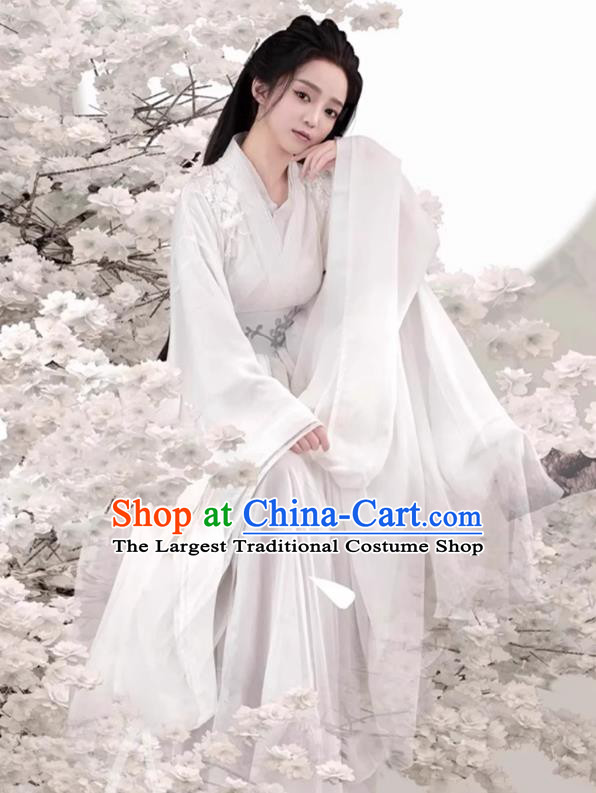 China Traditional Hanfu White Dress Jin Dynasty Swordswoman Clothing Ancient Superheroine Costume