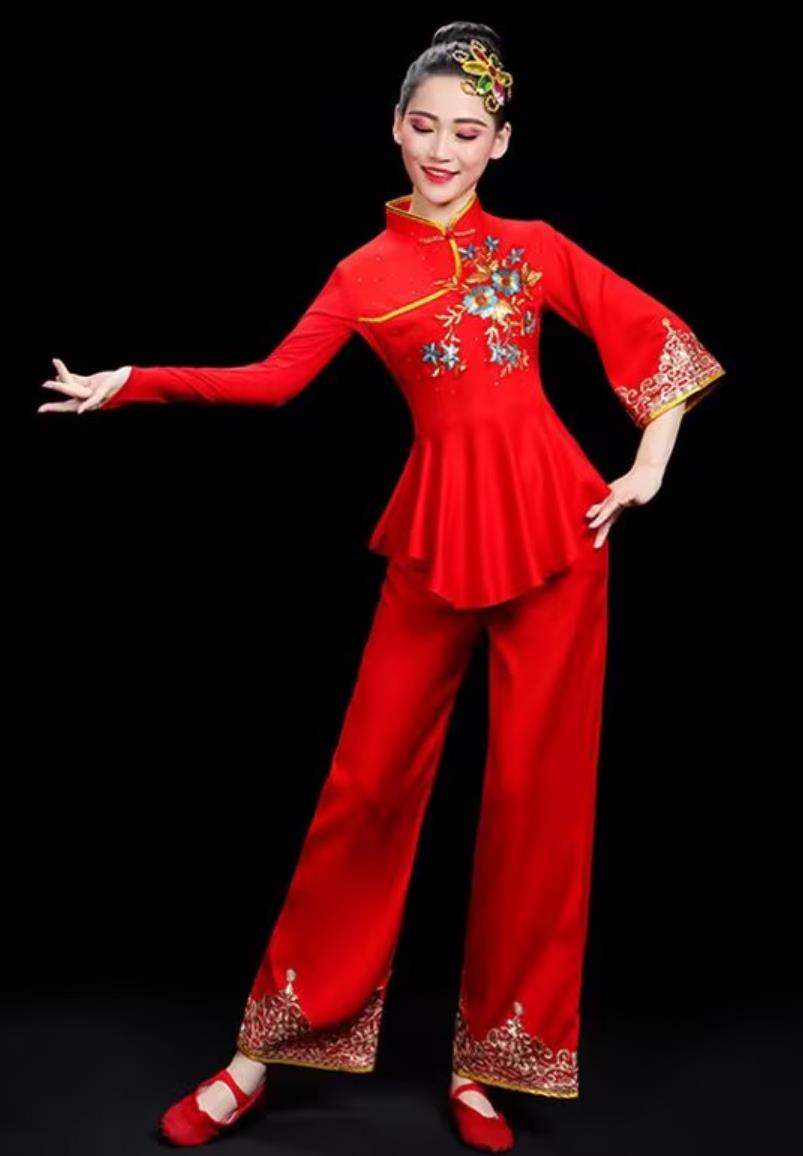 Women Fan Performance Red Outfit Chinese Northeast Yangko Costume Yangge Dance Clothing