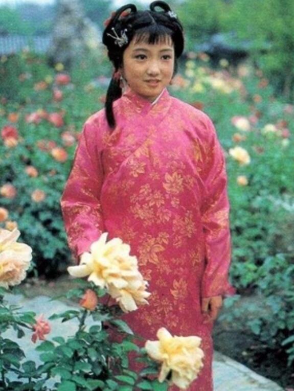 Chinese Drama A Dream in Red Mansions Qiao Jie Dress Traditional Hanfu Clothing Ancient Girl Costume