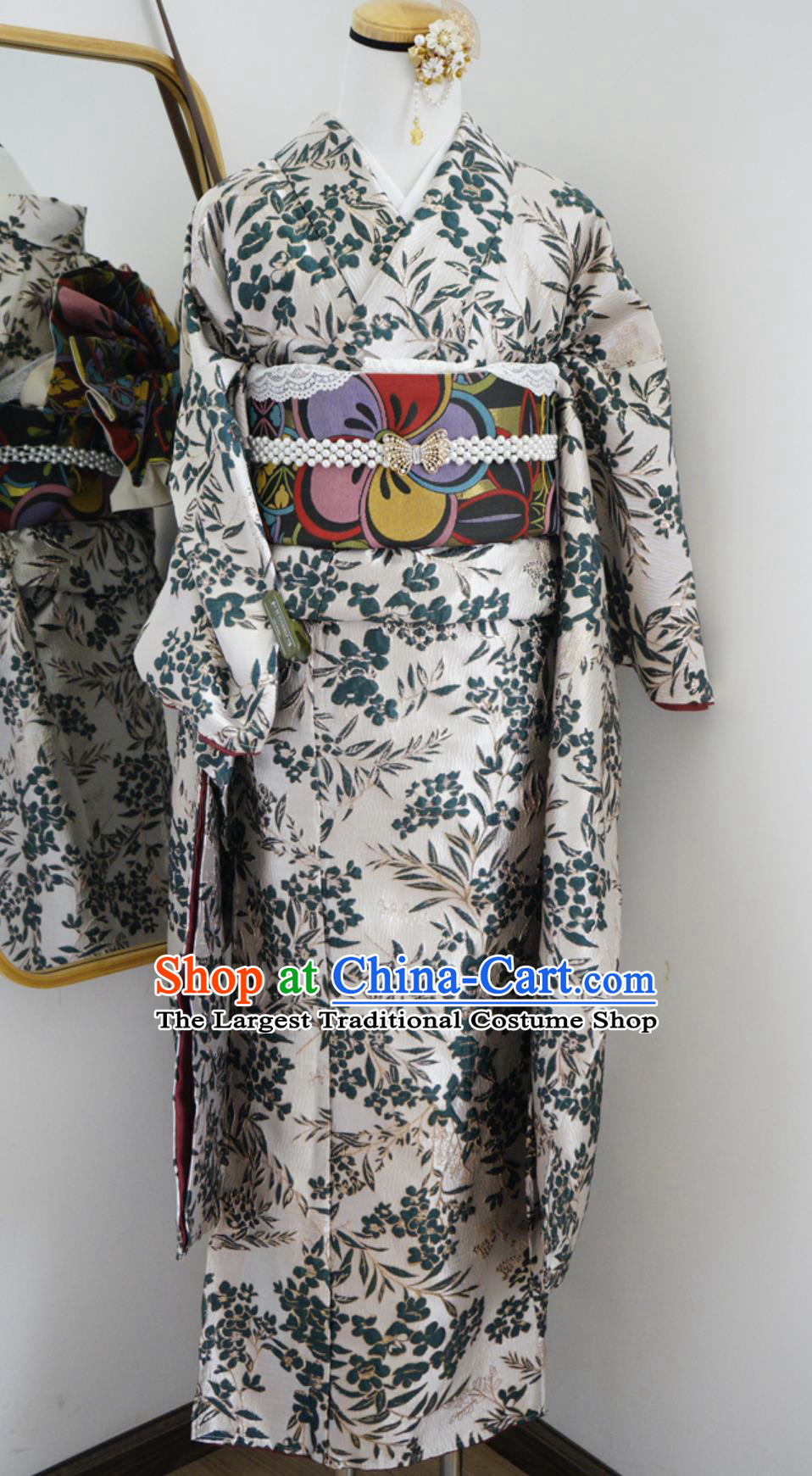 Japanese Traditional Women Formal Furisode Kimono